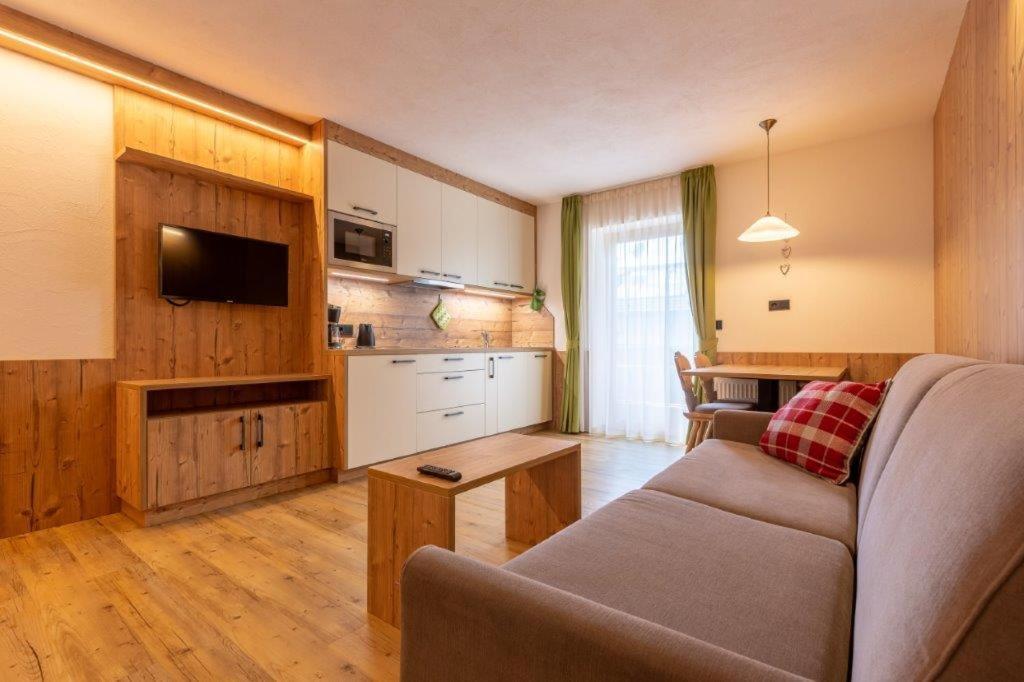 Apartment Edelweiss Sexten Exterior photo